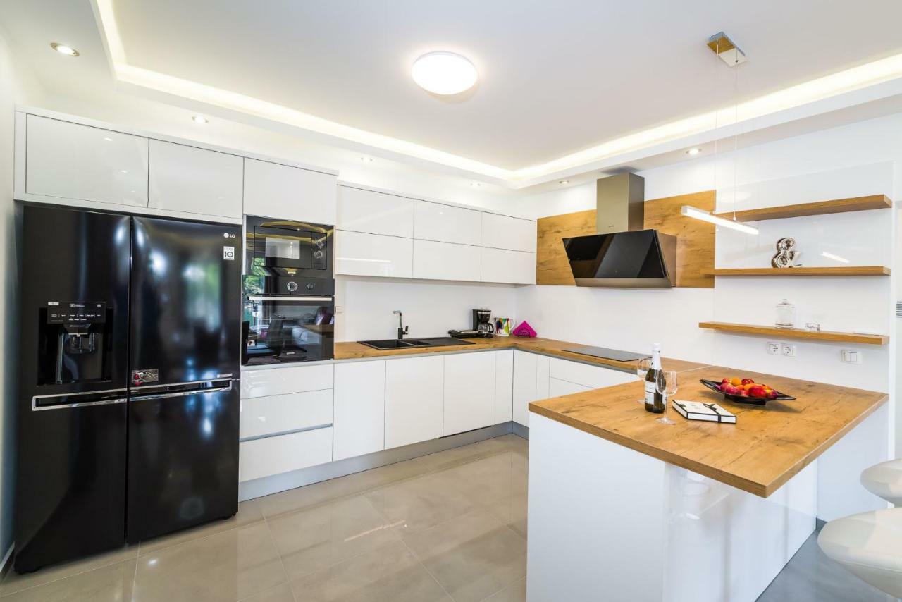 Apartment Newcity Novigrad  Esterno foto