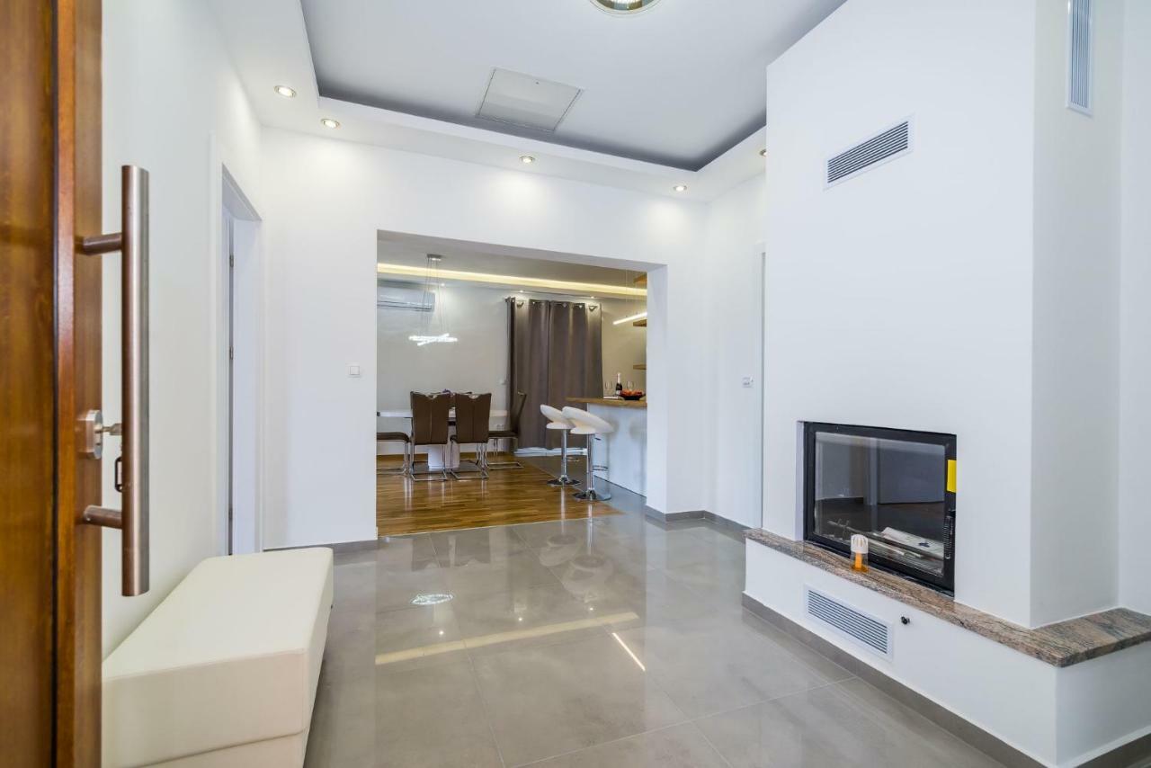 Apartment Newcity Novigrad  Esterno foto
