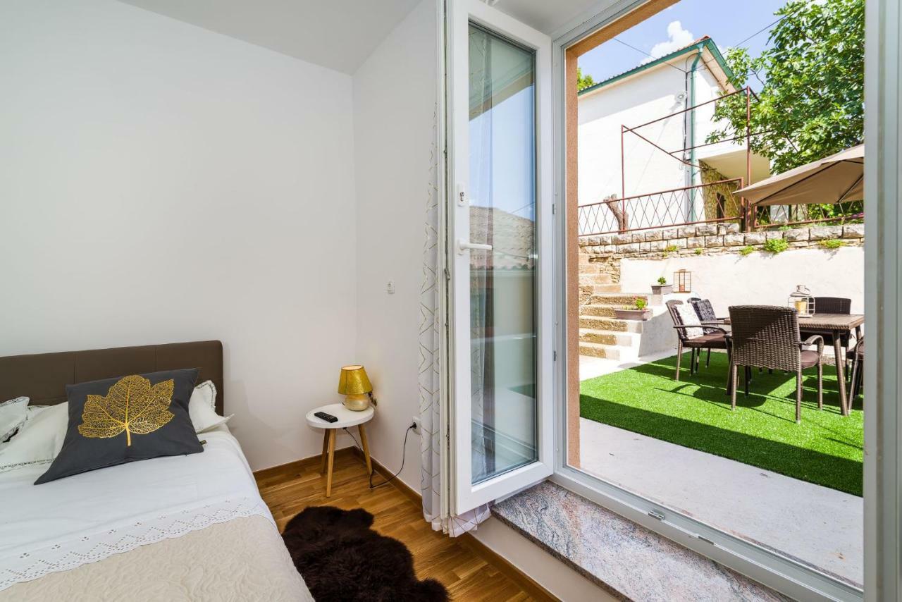 Apartment Newcity Novigrad  Esterno foto