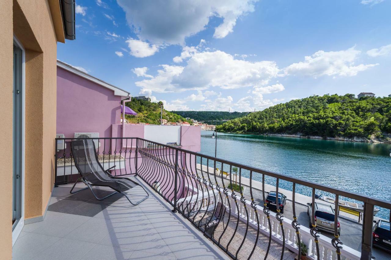 Apartment Newcity Novigrad  Esterno foto